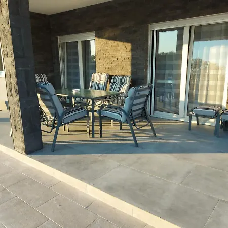 Ela Zadar Villa *